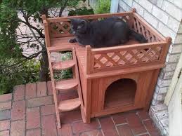 Wooden Pallet Cat House Pallets Furniture Designs With Images Cat House Diy Outdoor Cat House Outdoor Cat House Diy