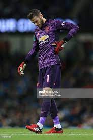 David de gea failed at the end of a marathon penalty shootout as villarreal dashed manchester united's hopes of europa league glory in gdansk. Man Utd Goalkeeper David De Gea Holds His Injured Back During The Goalkeeper Ronaldo Soccer Manchester United