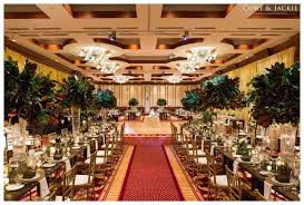 Wedding Photos And Engagement Sessions In Indianapolis And Destination Locations Wedding Venues Indiana Cheap Wedding Venues Wedding Venues Indianapolis