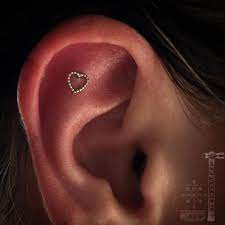 Industrial Tattoo Piercing On Instagram Find Yourself Someone With A Heart Of Gold Especially If It S Beaded A Ear Jewelry Earings Piercings Ear Piercings