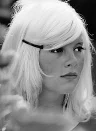 Sylvie Vartan Coiffure Princesse Jolie Coiffure Coiffure Et Beaute