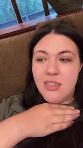 Chloe Rose Wing Stop