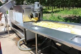 Maybe you would like to learn more about one of these? China Automatic Potato Crisps Potato Chips Banana Chips Making Machine China Frozen French Processing Machine Line Frozen French Fries Machinery