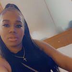 Shakira Warren's Instagram, Twitter & Facebook