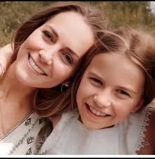 Joining the Royal Family Fan Page Discussion