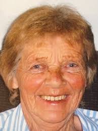 Sandra Pearl's Instagram, Twitter & Facebook