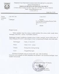 Meski tak dapat dipungkiri bahwa jenis surat tersebut tetaplah sama meskipun untuk perusahaan atau instansi pemerintahan, namun urgensi surat menjadikan keduanya sedikit berbeda. 16 Contoh Surat Dinas Resmi Sekolah Perusahaan Dll Contoh Surat