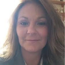 Renee Abel's Instagram, Twitter & Facebook