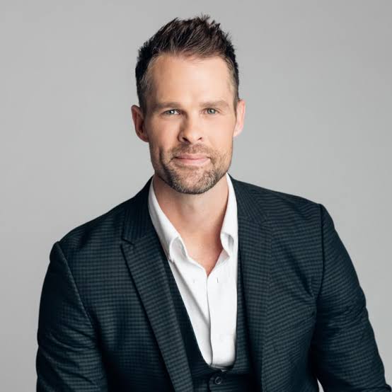 Get to Know Adam Crabb – The Promise