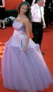 Worst Dressed At The Oscars Tyra Banks 2000 Dresses Strapless Dress Formal Fashion Fail