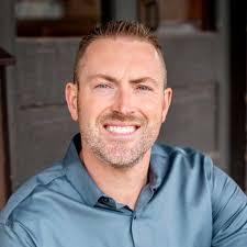 Tommy Forrest's Instagram, Twitter & Facebook