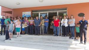 🎉 te proponemos festejar en la cabaña, en espacio abierto, ofreciendo a tus invitados mesas para cuatro personas, con todas las medidas de seguridad sanitaria y la calidad de siempre. Un Home Ten Que Facer O Que Ten Que Facer Dijo El Autor Del Crimen De Cabana Al Hermano De La Victima