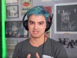Tudo mesmo, crepusculo , justin bieber , pessoas e outras coisas que não me importo. Nunca Tive Tanto Dinheiro Nunca Estive Tao Insatisfeito Diz Felipe Neto