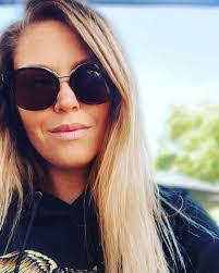 Kim Squires's Instagram, Twitter & Facebook