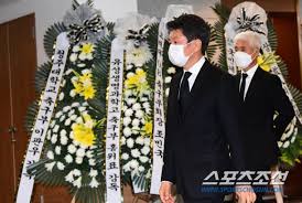 그리고 최근 병세가 급격히 악화되면서 병원에 입원해 치료받았고, 끝내 숨을 거뒀다. Mln1hctwzo3mom