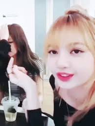 Jenlisa 😂🤪 #drama #wattpad #comic #fpy #jenlisa #jennie #lisa #blackpink  #blink #loveislove #🌈🌈🌈