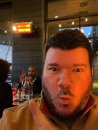 Eric Guinn's Instagram, Twitter & Facebook