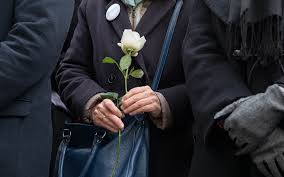 Mercredi, l'association représentant les victimes de l'attentat du 14 juillet 2016 à nice sera absente. Le 11 Mars Une Journee Nationale En Hommage Aux Ville De Paris