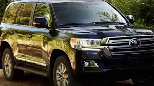 Manufacturing 10 million land cruisers. 2016 Toyota Land Cruiser Vs 2015 Nissan Patrol Youtube