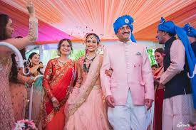 Wedding celsbrationideas got seconfd martiages / 6. The Best Bridal Entry Ideas We Ve Ever Seen The Urban Guide