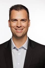 Clint Carnell's Instagram, Twitter & Facebook