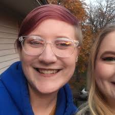 Fundraiser by Katelyn Falconer : Help Katelyn and Victoria move to New York