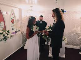 Влюбленные вместе снимались в кино, артист посвящал супруге песни. Reper Guf Pozdravil Eks Zhenu So Svadboj Nazvav Ee Drugim Imenem