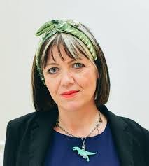 Alyson Thomson's Instagram, Twitter & Facebook