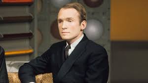 I want to, i want to be someone else or i'll explode. Why Dick Cavett Was The Greatest Talk Show Host Of All Bbc Culture
