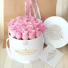 Svezhie Vyrezannye Rozovye Korobochki Korolevskij Cvetok Flowers Bouquet Gift Flower Box Gift Fresh Flowers Arrangements