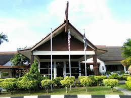 Cukup terkenal dengan keindahan pulau dan kehalusan pasir pantai, terengganu menjadi destinasi percutian keluarga, pasangan berbulan madu dan group trip. Motel Desa Kuala Terengganu Harga Terkini 2021