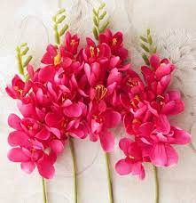 We cannot determine the exact flowers which will be added and by how many stems as this depends on local availability by the florist. 18pcs Per Lot Freesia Flower Fake Orchid Single Stem For Wedding Centerpieces Floral Arrangement Artificial Decorative Flowers Fake Orchids Flower Fakedecorative Flowers Aliexpress