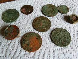 Cleaning old coins depends on their state, the metal they are made from and how old they are. The Best Ways To Clean Metal Detecting Finds Hobbylark