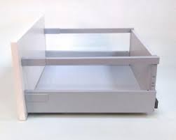 From the versatility of the tandembox runners to the cutting edge styling of blum legrabox, blum has the ideal solution ready for almost every kind of application in this area. Deep Blum Tandembox Kitchen Drawer Antaro Drawerboxes