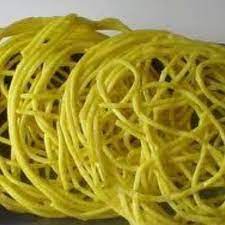 Gulai atau bumbu kuning tutut pun merupakan makanan khas yang ada ketika bulan ramadhan. Jual Kerupuk Mie Kuning 1 Kg Di Lapak Toko Agus Bukalapak