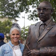 Recognized As An Emerging Black Female Artist Sculptor Dana King Creates Safe Haven For Artists In Downtown Oakland With Sba 504 Loan From Capital Access Group Newswire Dealer or reseller listed black art sculptures.