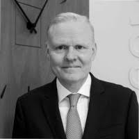 50+ "Steve Ludlow" profiles