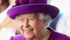 Primero, transmitirá la noticia a los gobiernos de los otros quince estados en que isabel también es reina, como australia, nueva zelanda y canadá, así como a los miembros de la commonwealth. La Reina Isabel Ii Sigue 10 Reglas Para Vivir