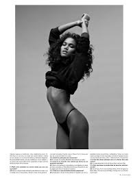 Nude Joan Smalls: a secret desire brought to light