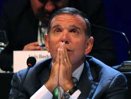 Napout, detenido en Suiza