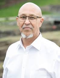 Edgardo Camacho's Instagram, Twitter & Facebook