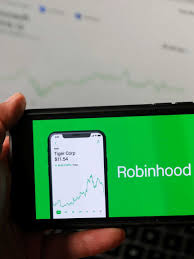 29 января акции gamestop выросли на 40%. Gamestop Stock Price Crashes As Robinhood App Restricts Trading Wall Street Reacts To Short Squeeze Abc News