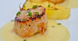 Scallops With Pineapple Beurre Blanc Sauce Scallop Recipes Beurre Blanc Sauce Recipe Scallops Seared