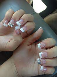 French Tip Nails With Accent Sparkly Silver Nail Weddingnails Sparkly Silver Nails French Tip Nail Designs Prom Nails Silver