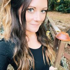 Building a robot with a cylinder cap head for a child