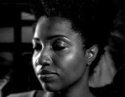 Kelen Xavier's Instagram, Twitter & Facebook