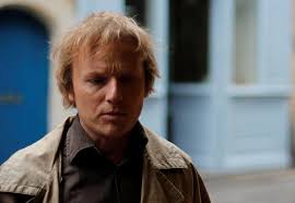 He began his career in the early 1980s as a child actor. Sagamore Stevenin Unifrance