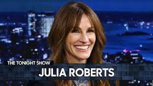 Julia Roberts explains her Swiftie-ness and how she ended up dancing