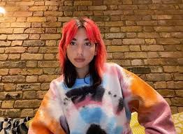 Dua Lipa Dualipa Instagram写真と動画 In 2020 Tie Dye Lipa Tie Dye Sweatshirt