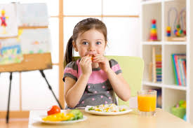 In der früh kann es in vielen familien mit schulkindern schon einmal hektisch werden. Gesundes Fruhstuck Fur Kinder Wie Wird Es Lecker Ausgewogen